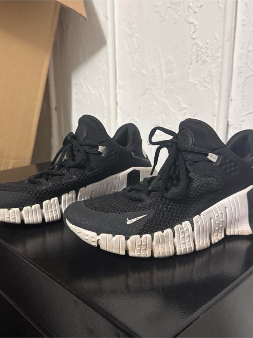 Nike Metcon 4 Black & White